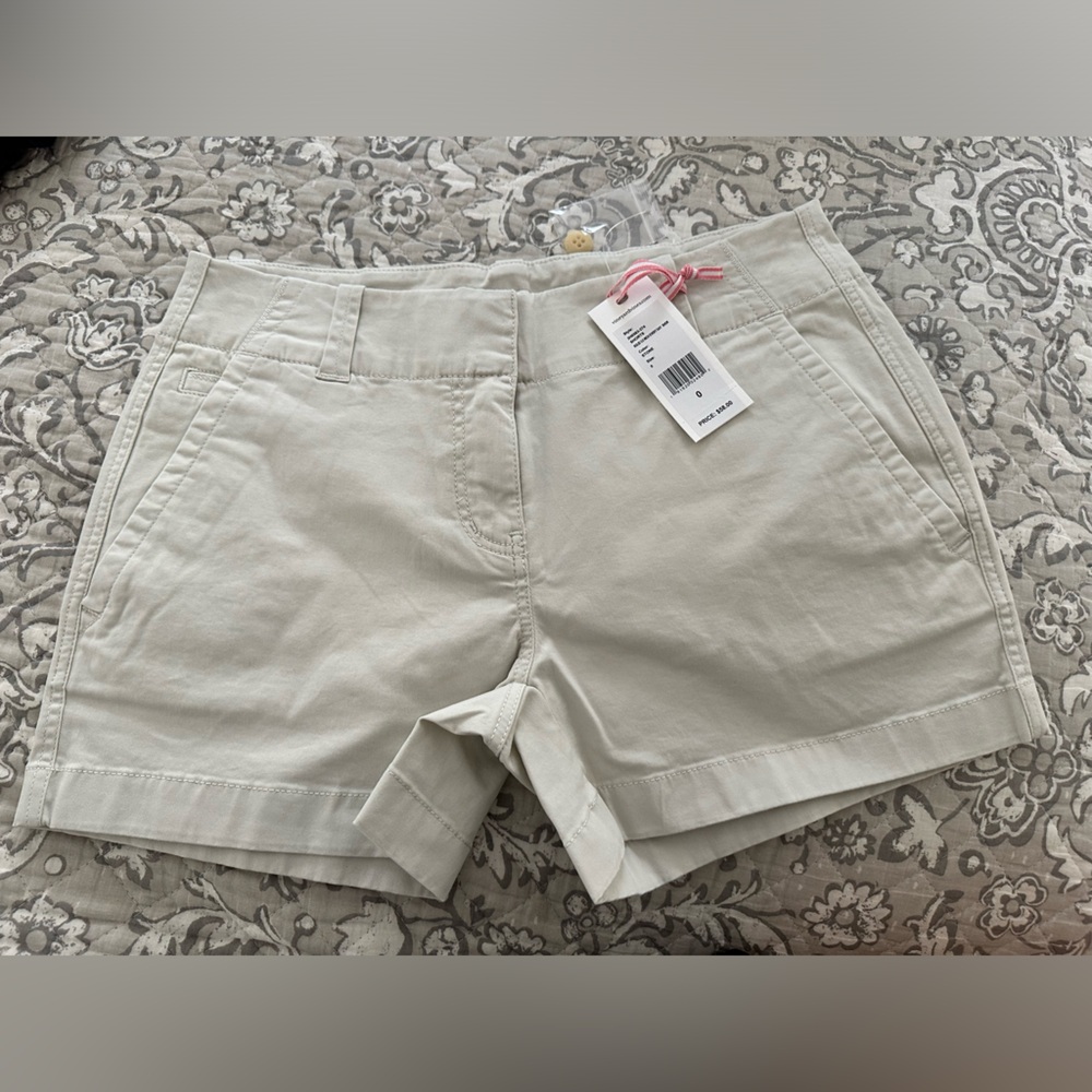 NWT Vineyard Vines 3.5 Everyday Shorts Size 0 Stone